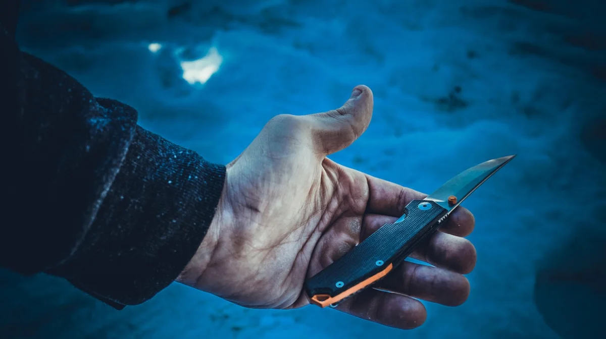 В Алматы мужчина убил супругу и покончил с собой