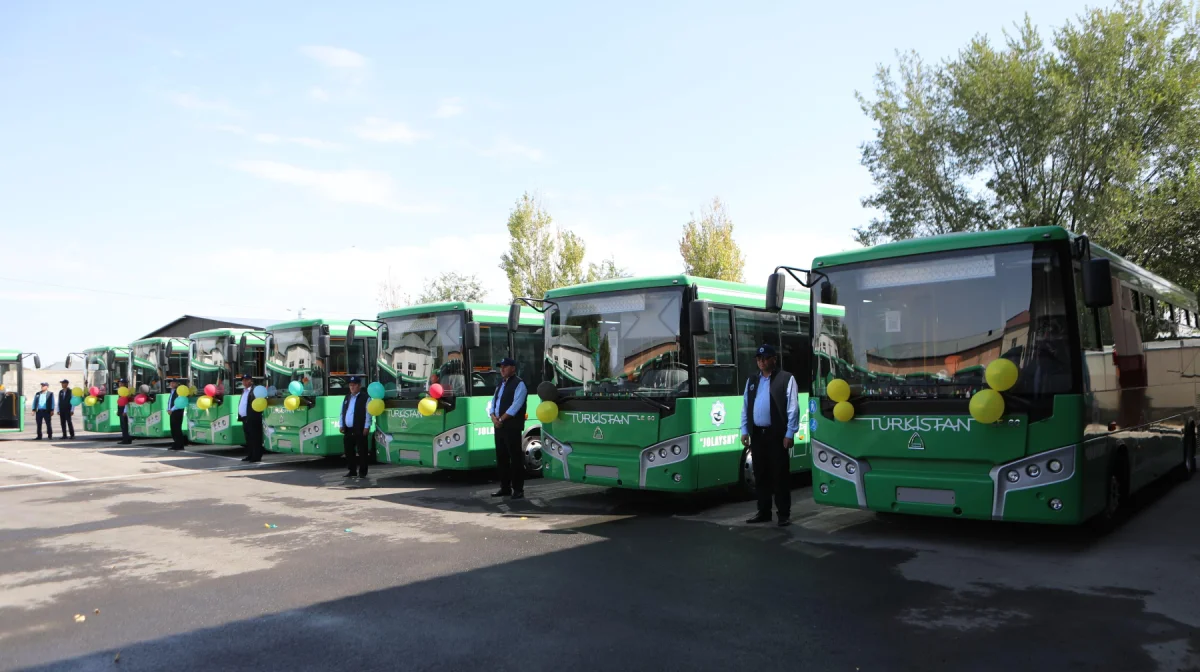 Түркістан қаласы 16 жаңа автобуспен толықты