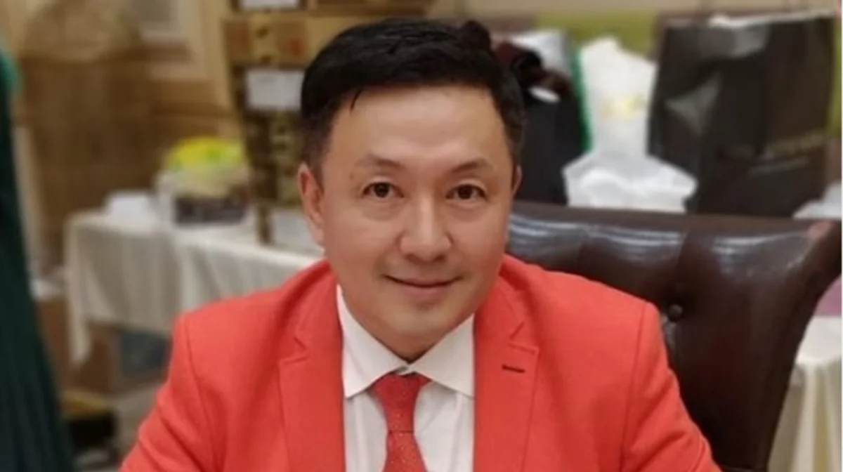 «Өмірімде бір әттеген-ай бар»: Рахман Омар балалары бір-бірімен араласпайтынын айтты