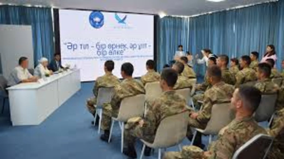 Түркістанда Ассамблеяның 30 жылдығы аясында сарбаздармен кездесу өтті