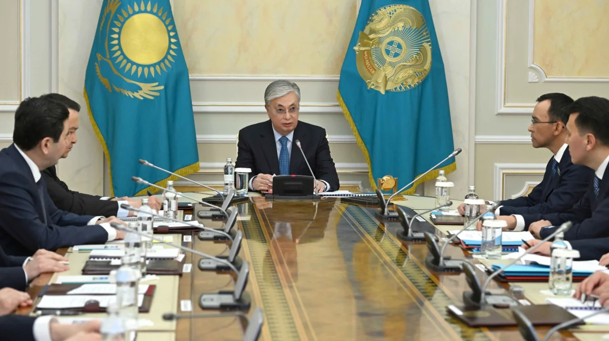 Токаев поручил ужесточить ответственность за утечки персональных данных