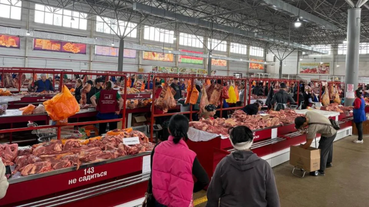 Цены на продукты тормозят, но говядина продолжает давить на бюджет казахстанцев