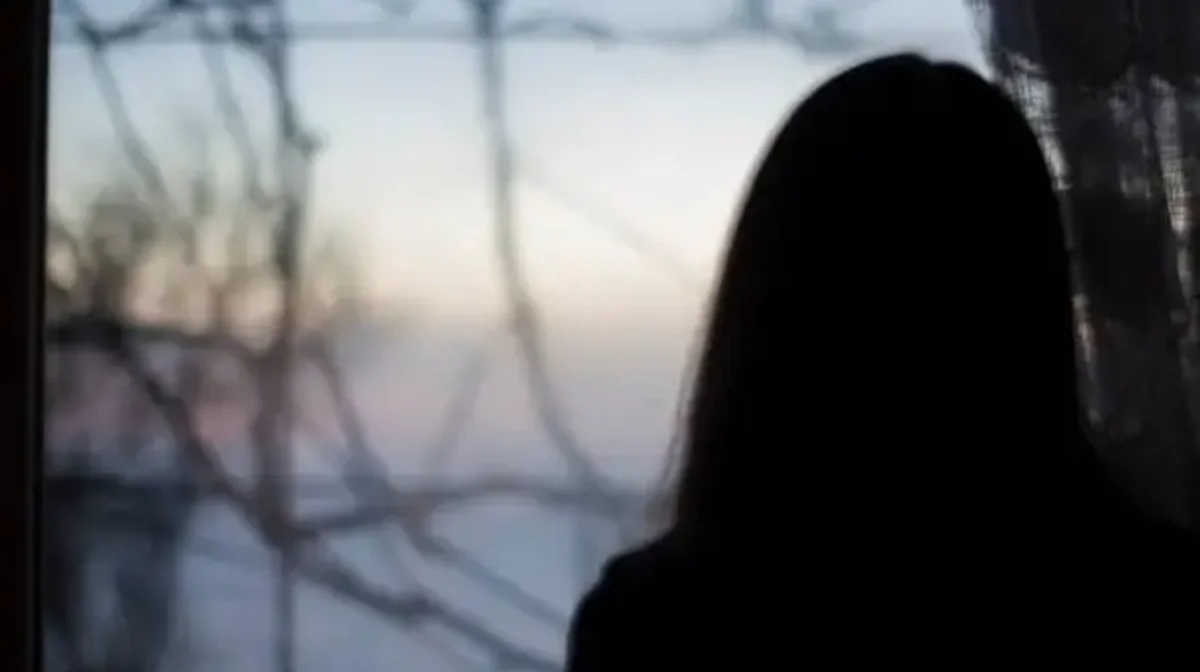 Атырауда студент қызды қатарласы аяусыз ұрып-соққан