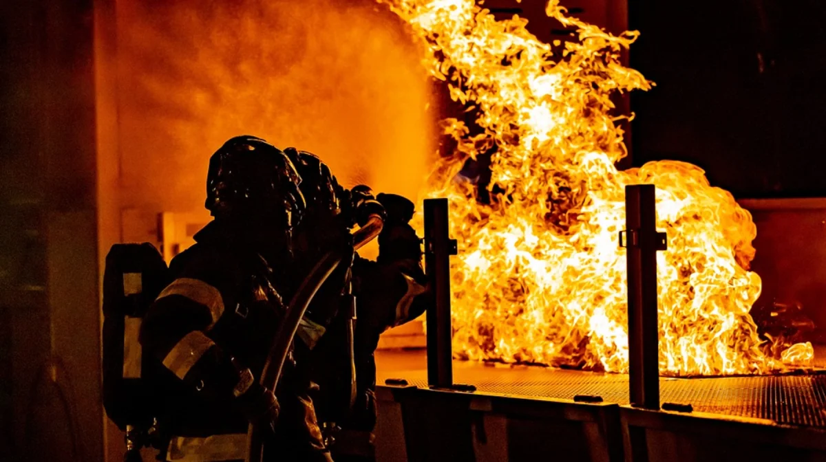 Шесть человек сгорели заживо при пожаре в Павлодарской области