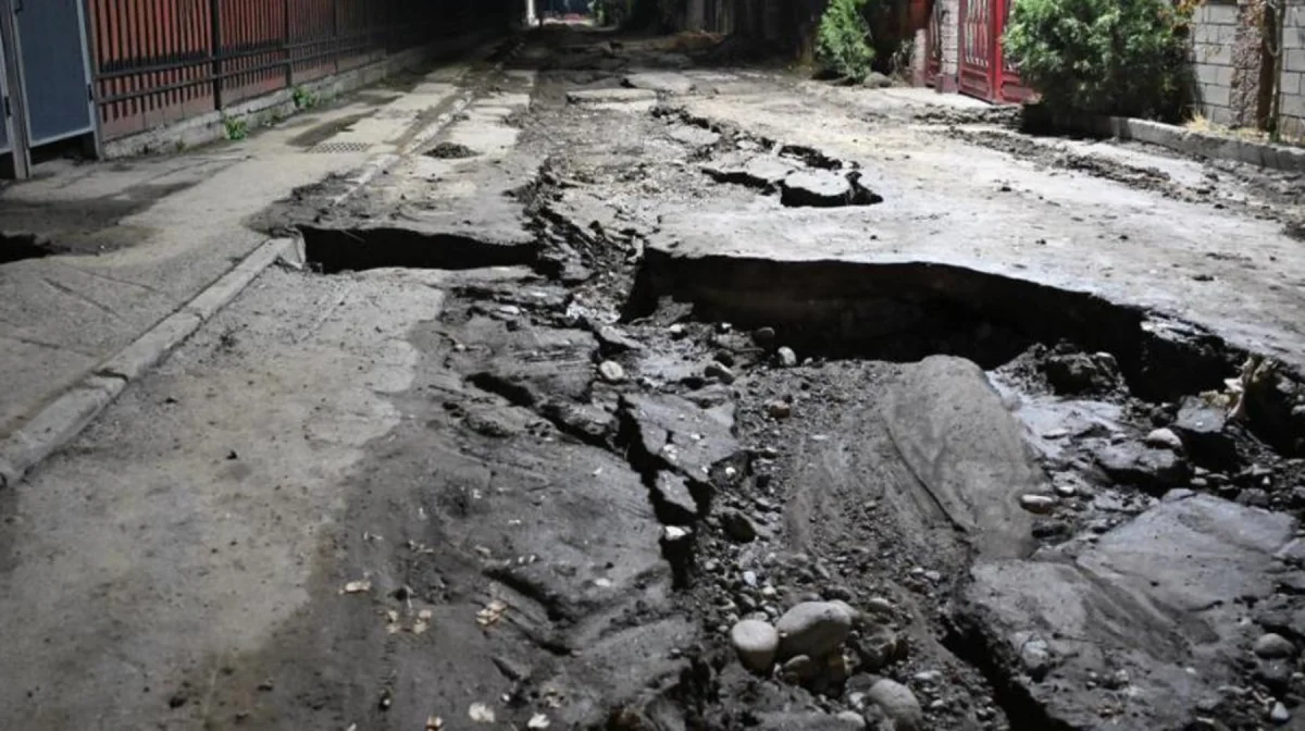 В Алматы после обвала асфальта технадзор лишился аккредитации