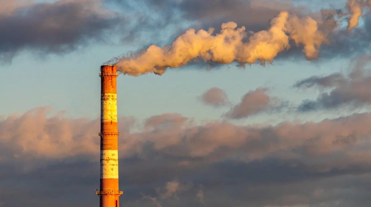 Смог душит Усть-Каменогорск: на ТЭЦ зафиксировано трёхкратное превышение сероводорода