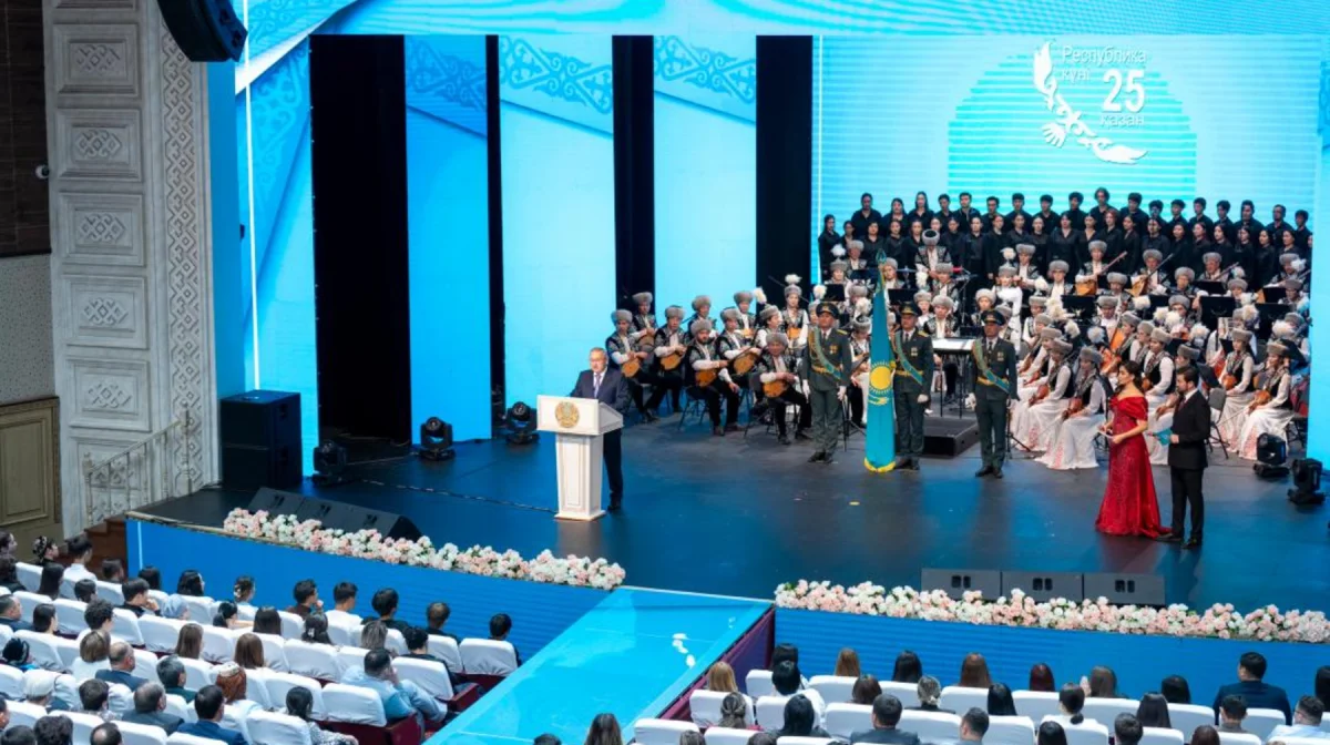 День Республики: 35 тружеников области Жетісу получили государственные награды