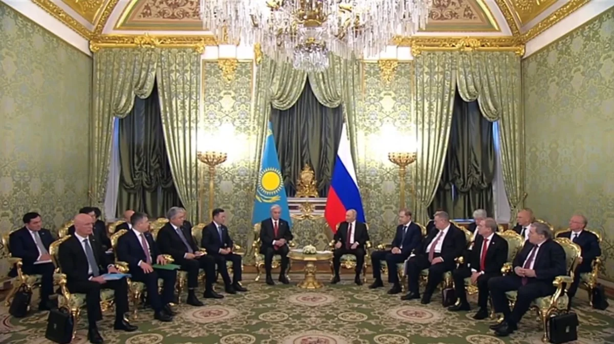 Қасым-Жомарт Тоқаев пен Владимир Путиннің келіссөзі басталды