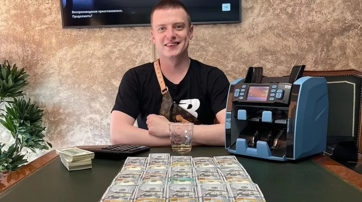 Казахстан объявил в розыск белорусского блогера