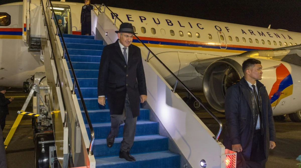 Премьер-министр Армении прибыл в Астану