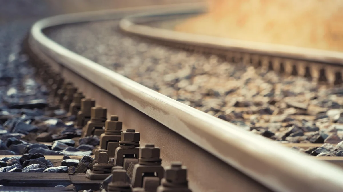 Трагедия в Карагандинской области: поезд протаранил бригаду рабочих