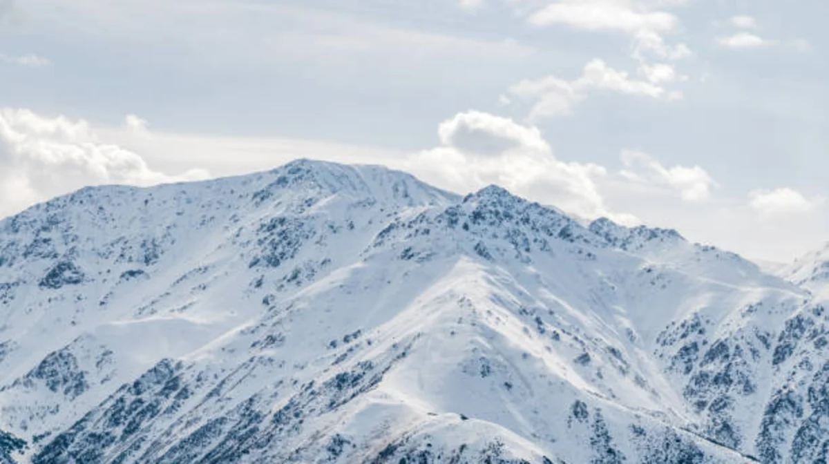 Алматы тауларында жоғалып кеткен 18 жастағы қыздың мәйіті табылды