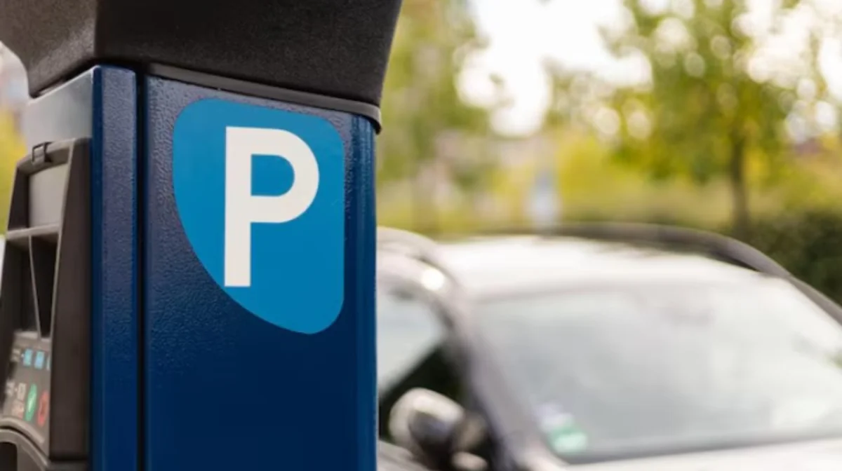 Все парковки Астаны теперь в собственности города — аким