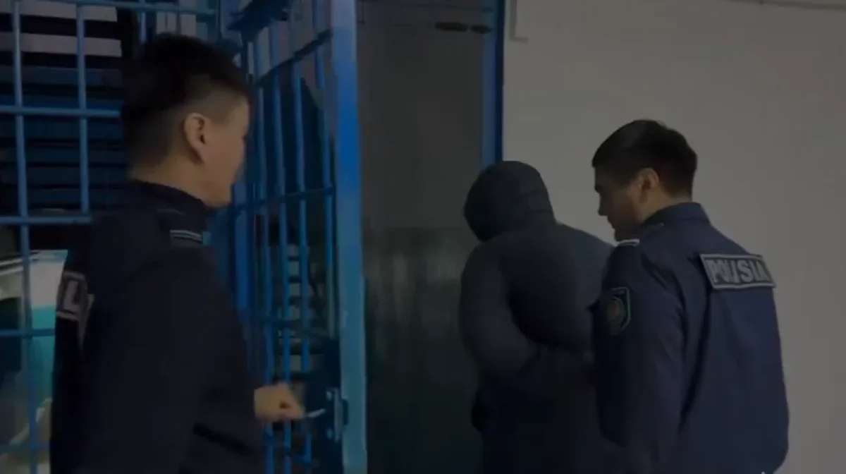 Қызылордада ер адам екі көршісін пышақтап өлтірді