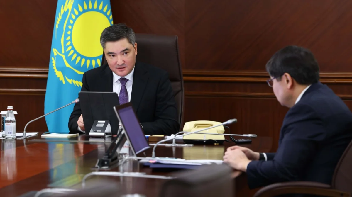 Скандал в медицине: Бектенов поручил передать ФСМС в Минфин после выявленных нарушений