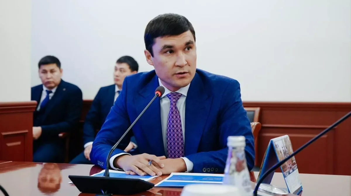 Скандал в спорте: олимпийский чемпион Серик Сапиев подрался с замом