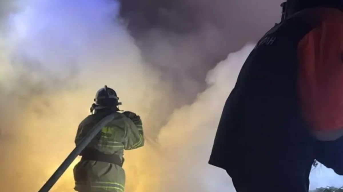 Батыс Қазақстанда өртенген үйден үш адамның мәйіті табылды