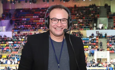 Қазақ тілін «быдлячим» деп айтқан ресейлік комментатор кешірім сұрады