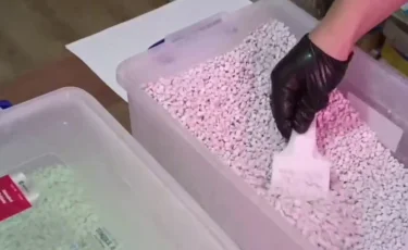 Сильнодействующие лекарства незаконно отправляли из Казахстана в США и Европу