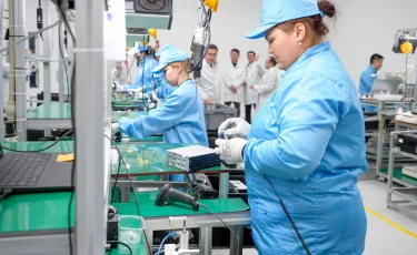 Завод по производству мультимедийных систем с интеграцией казахского языка открыли в Алматы