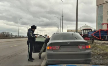 Водителя со штрафами на 5 млн тенге остановили полицейские в Караганде