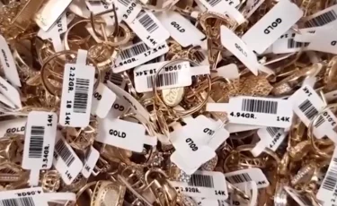 Алматыға 60 млн теңгенің зергерлік бұйымдары ойыншық түрінде жеткізілген