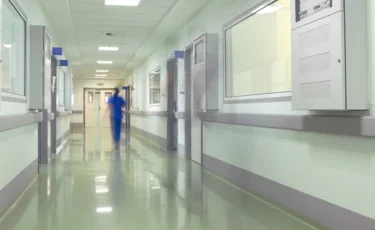 Тікұшақ апаты: Екі адам палатаға ауыстырылды