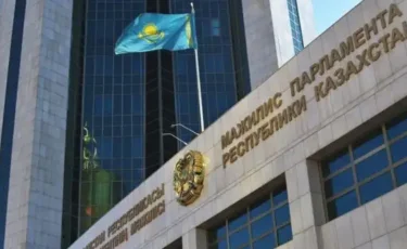 Мәжіліс 2024 жылдың нақтыланған бюджетін талқылайды