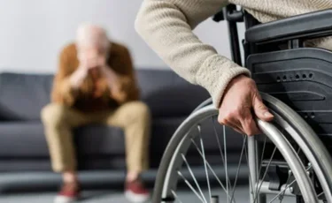 Үкімет мүгедек адамдарға зейнетақымен қатар жәрдемақы төлеуді қолдамады