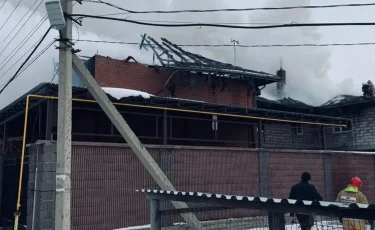 Астанада жеке тұрғын үй өртеніп, төрт бала қаза тапты