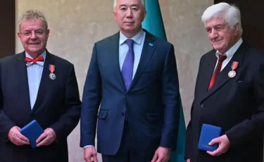 Сербияның екі азаматы «Достық» орденімен марапатталды