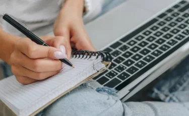 Сапасыз онлайн курстан 840 мың теңге қайтарып алды