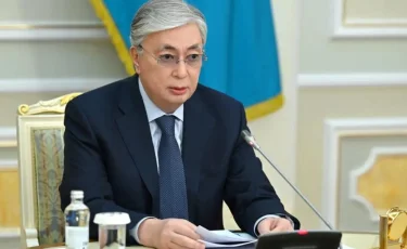 Токаев поручил принять срочные меры в связи с эскалацией ситуации вокруг Украины