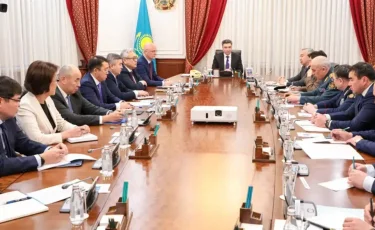 Премьер-министр Украина төңірегіндегі жағдайға байланысты шұғыл жиын өткізді