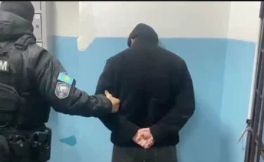 Ер адам ұрыларға өз туысының пәтерін тонауға көмектескен