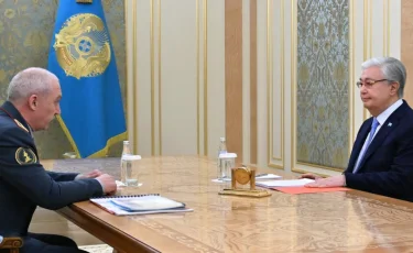 Тоқаев Қорғаныс министріне әскери саланы цифрландыру ісін күшейтуді тапсырды