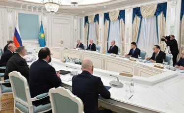 Тоқаев Ресей Үкіметі төрағасымен маңызды мәселелерді талқылады