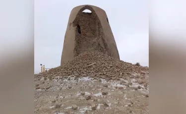 Рухнул исторический памятник в Туркестанской области