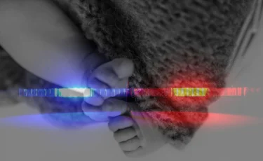 Алматыда үйдің кіреберісінен табылған нәрестенің анасы анықталды