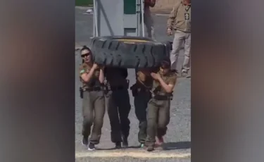 Женский спецназ из Казахстана опередил мужские команды на соревнованиях в Дубае (ВИДЕО)