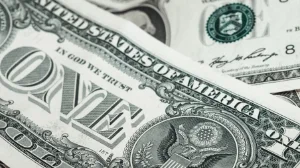 Қор нарығында доллар тағы 3 теңгеге арзандады
