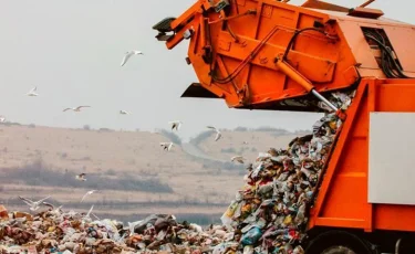 Алматыда қоқысты қайта өңдеу аумағында әйелдің бөлшектелген денесі табылды