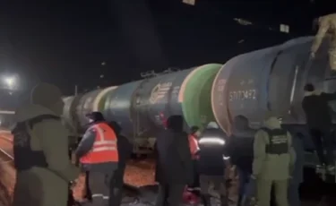 15,5 млрд теңге: Қырғызстанға бензинді заңсыз тасымалдағандарға іздеу жарияланды