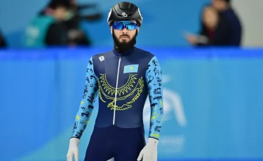 Шорт-трек: Денис Никиша әлем чемпионатында күміс жүлдеге ие болды