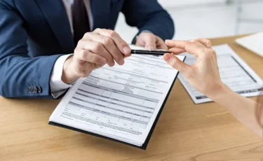 Несие алып, 5 есе артық төлеген: Алматыда халықты қан қақсатқан қаржы ұйымдары тексеріліп жатыр