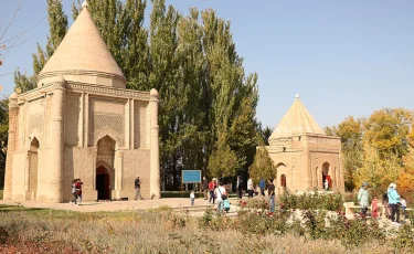 Айша бибі кесенесін сауда орнына айналдырғандар сотта жеңілді