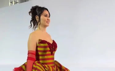 Болат Назарбаевтың әйелі подиумға шығып, сән көрсетті