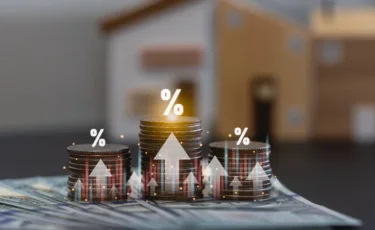 327 мың адамның қалтасын қаққан: Қаржы ұйымдары басшыларының мүлкіне тыйым салынды