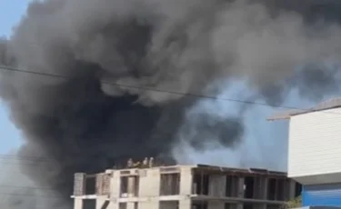 Склад горит в Алматы (ВИДЕО)