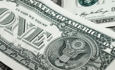 Доллары старого образца стали проблемой для обменников Казахстана